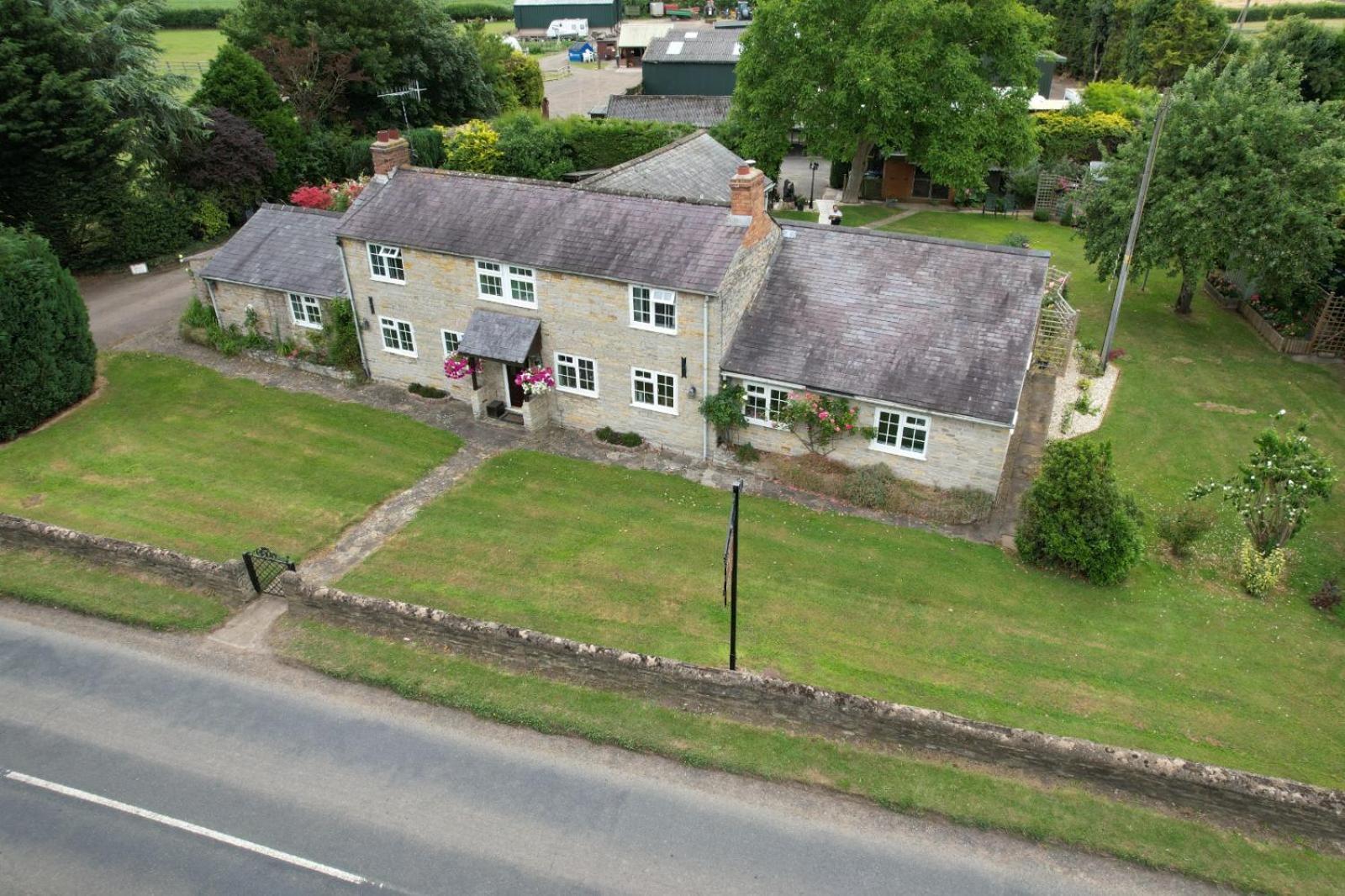 Brookleys Guest House Bidford Bagian luar foto