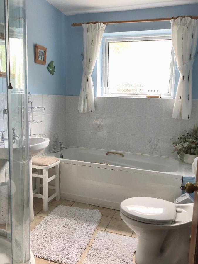 Brookleys Guest House Bidford Bagian luar foto