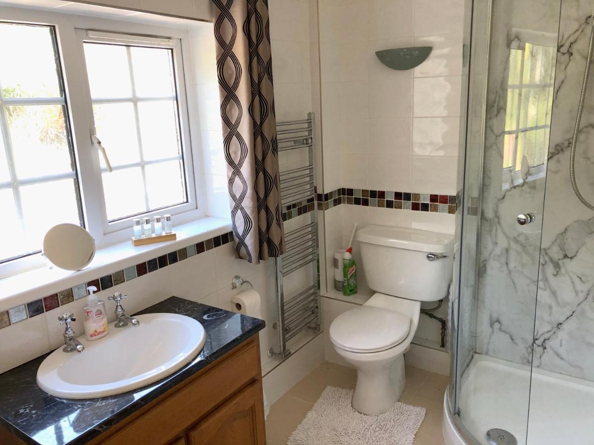 Brookleys Guest House Bidford Bagian luar foto