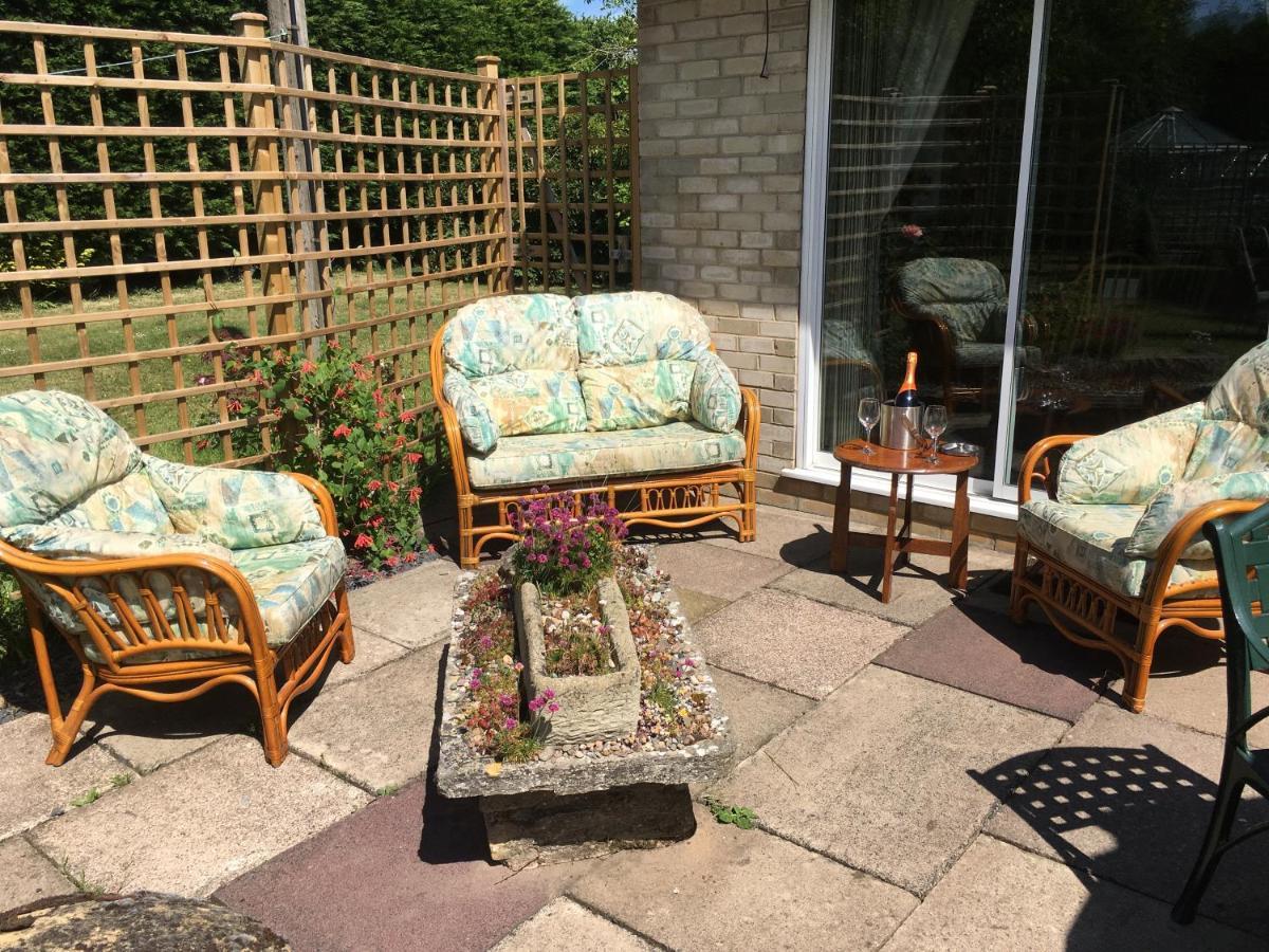 Brookleys Guest House Bidford Bagian luar foto